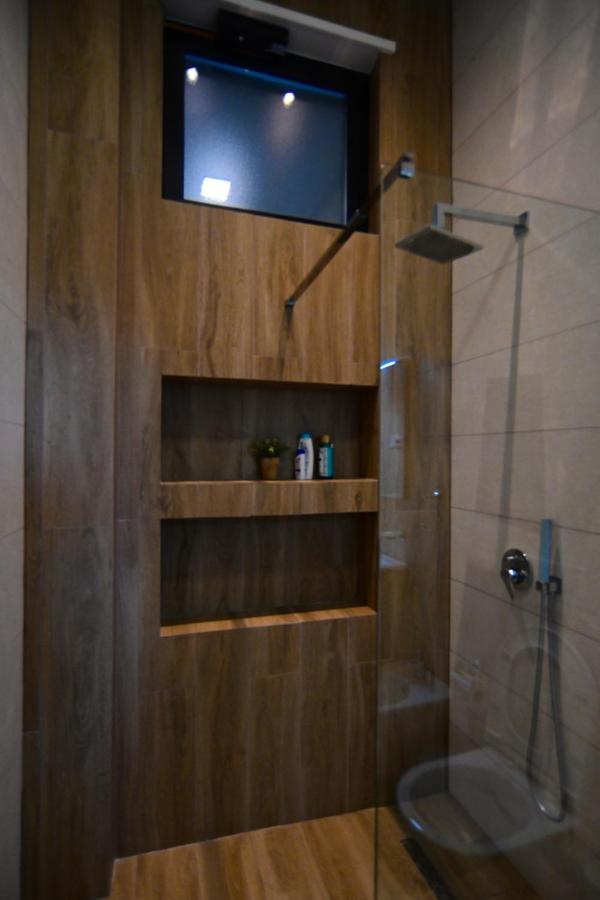 Stylish Two Bedroom House With Private Pool Tirana Extérieur photo
